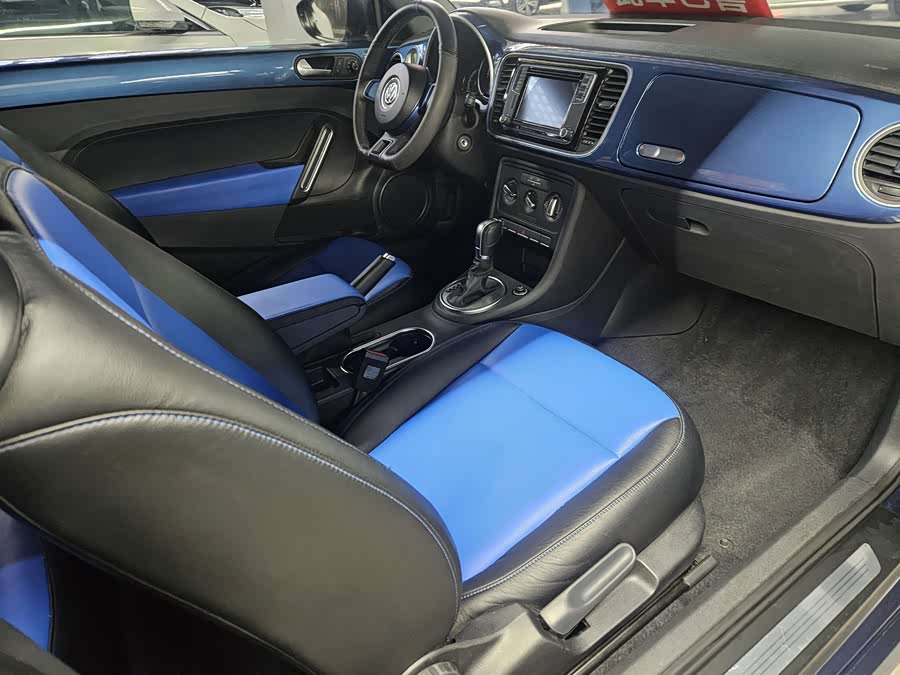 Volkswagen Beetle 2016