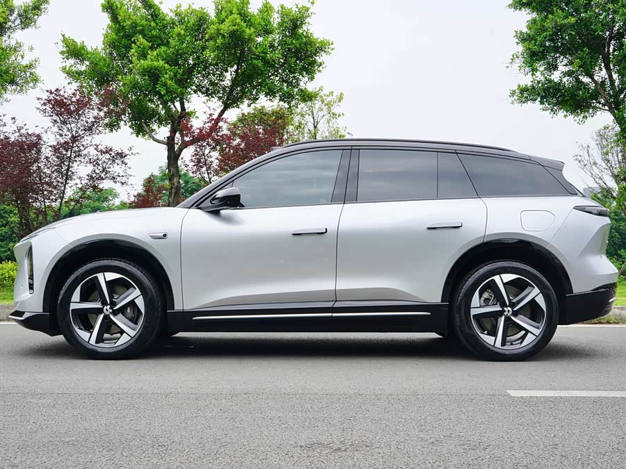 NIO ES6 2025