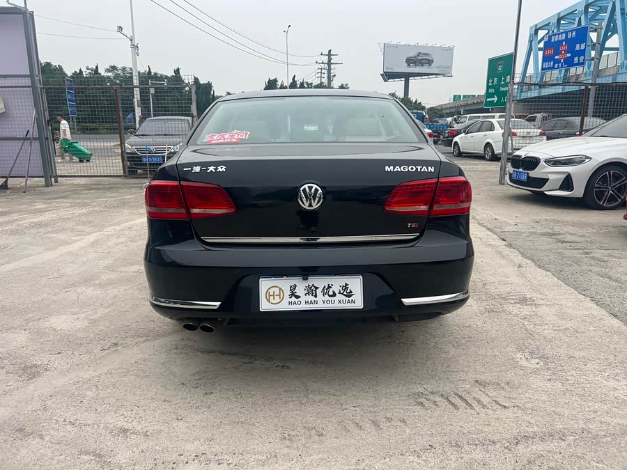 Volkswagen Magotan 2015
