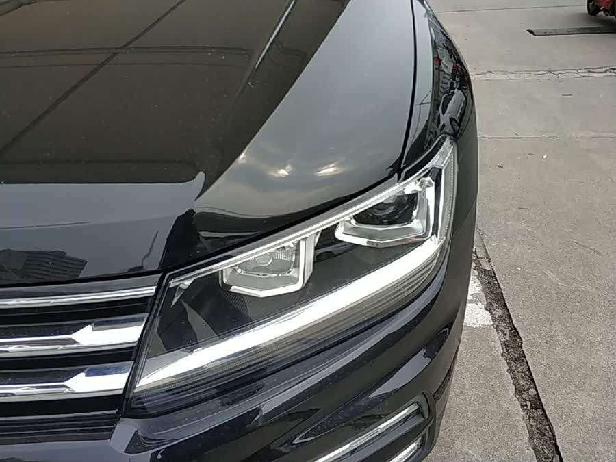 Volkswagen Tiguan L 2020 — фото 24