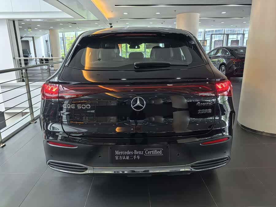 Mercedes-Benz EQE SUV 2024