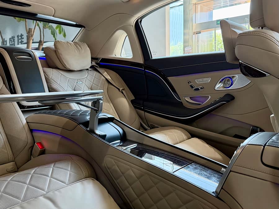 Mercedes-Benz Maybach S-Class 2017 — фото 35