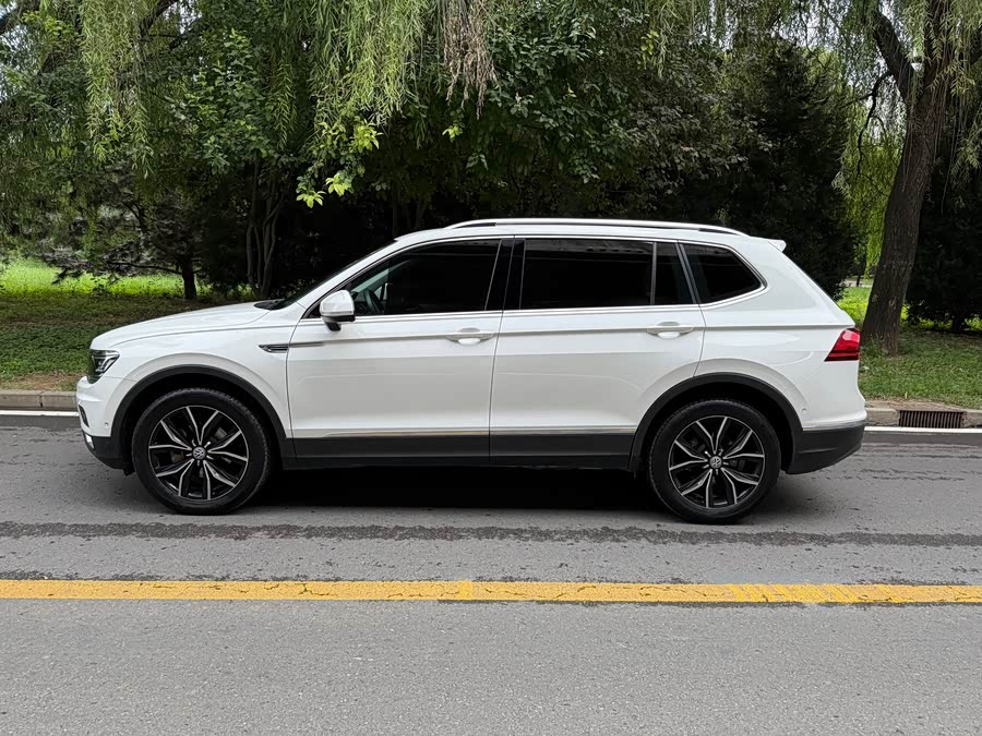Volkswagen Tiguan L 2019