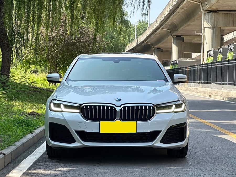 BMW 5 Series 2022