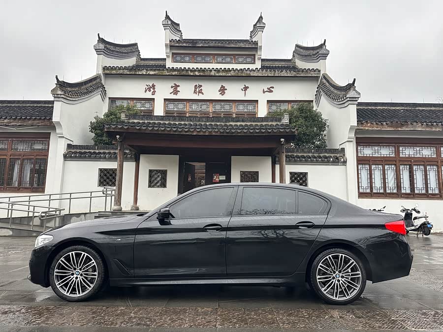 BMW 5 Series 2019