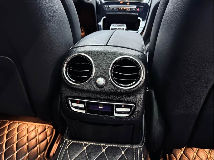 Mercedes-Benz C-Class 2017 — фото 14