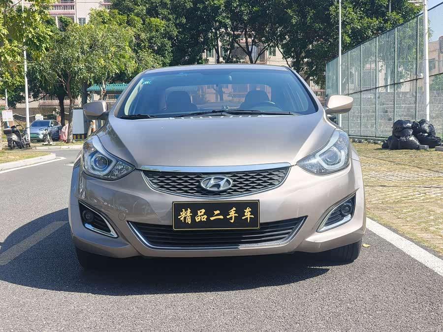 Hyundai Elantra 2016