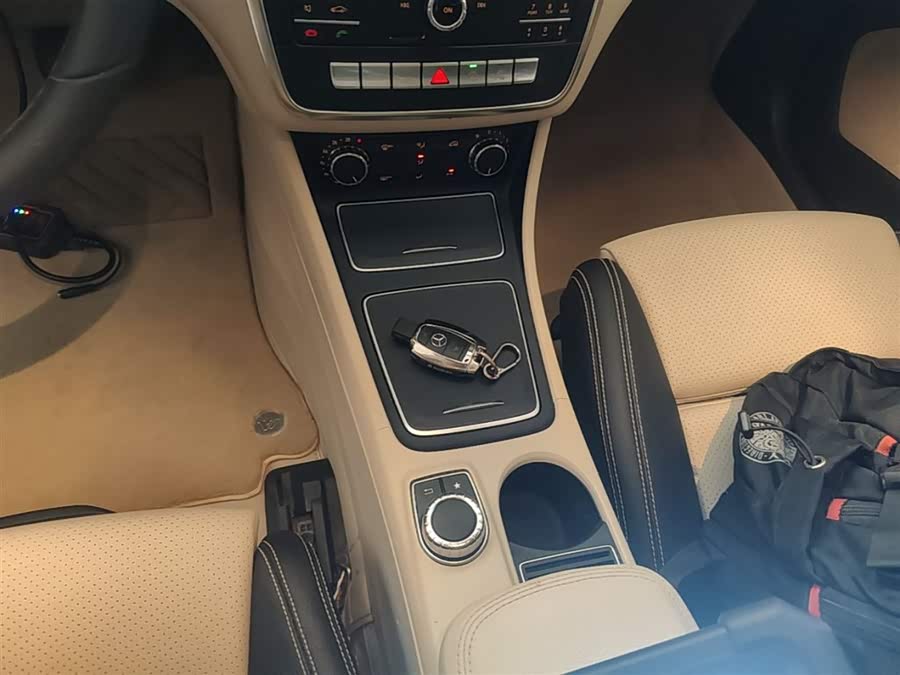 Mercedes-Benz GLA 2017 — фото 14