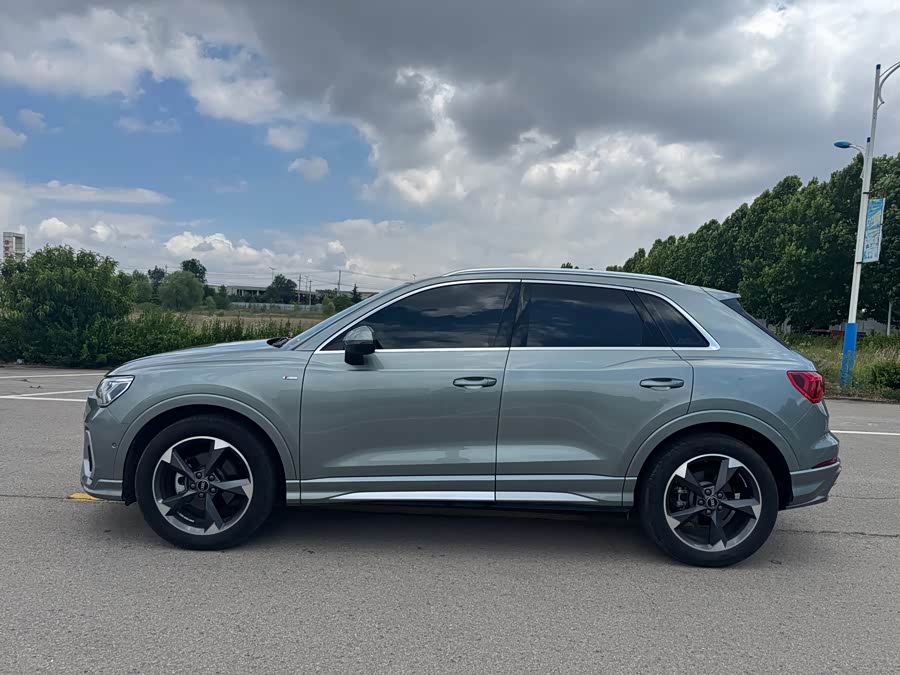 Audi Q3 2023