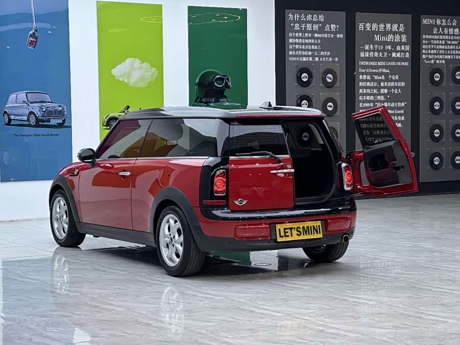 MINI Clubman 2011