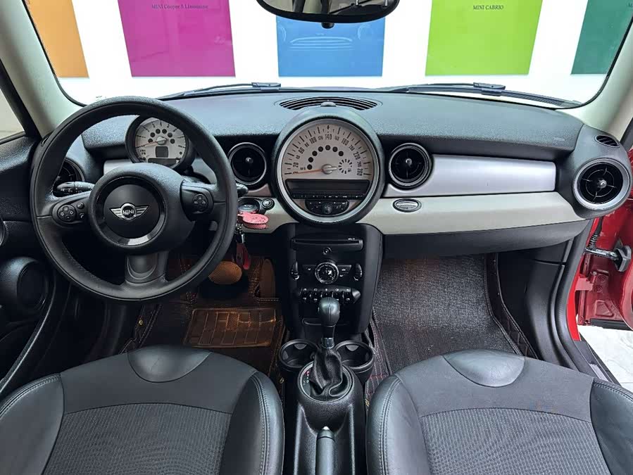 MINI Clubman 2011 — фото 11