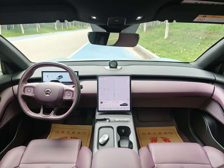 NIO ET5T 2024