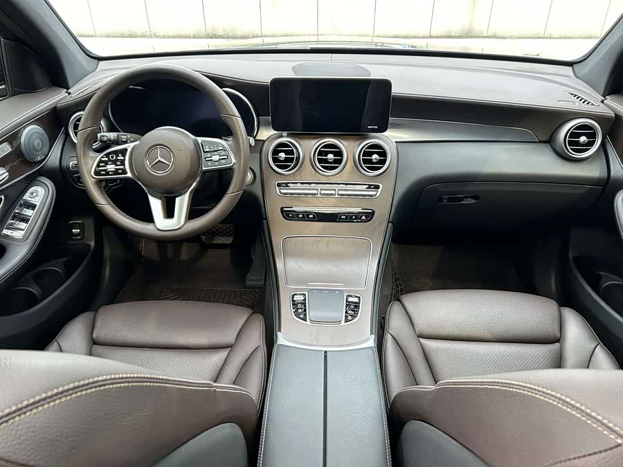 Mercedes-Benz GLC 2020 — фото 11