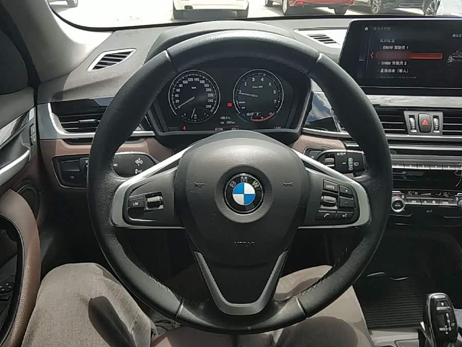 BMW X1 2020 — фото 11