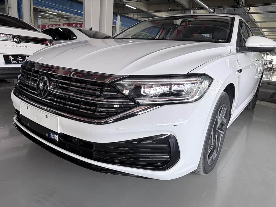Volkswagen Sagitar 2023