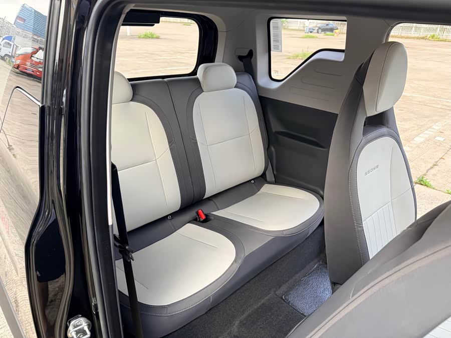 Geely Galaxy Panda 2025 — фото 13