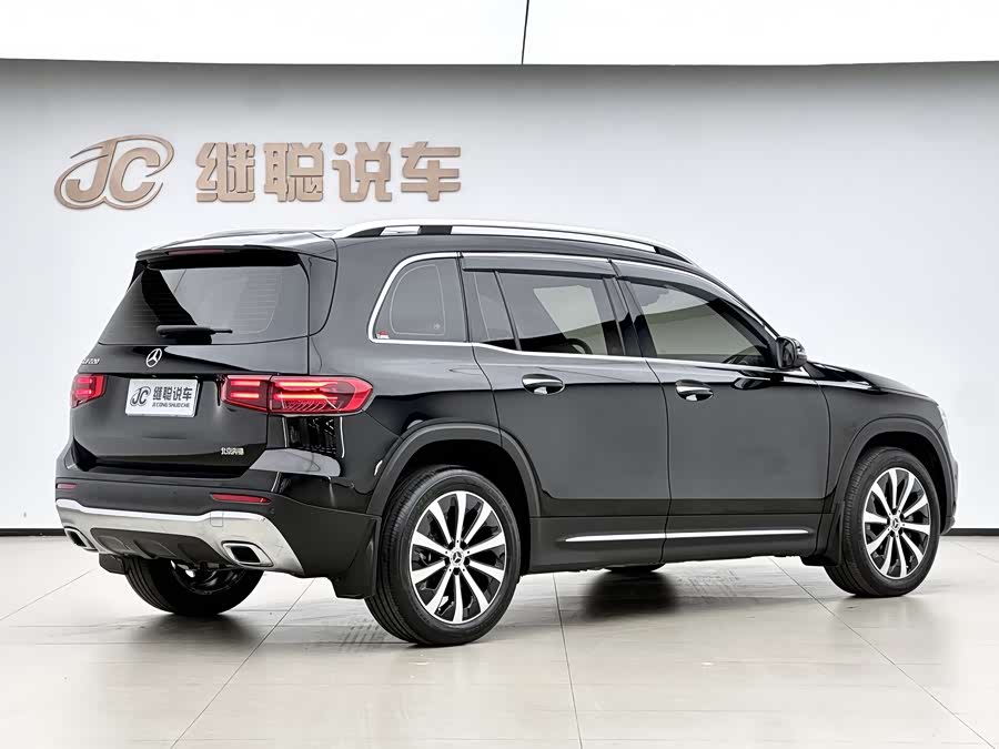 Mercedes-Benz GLB 2024