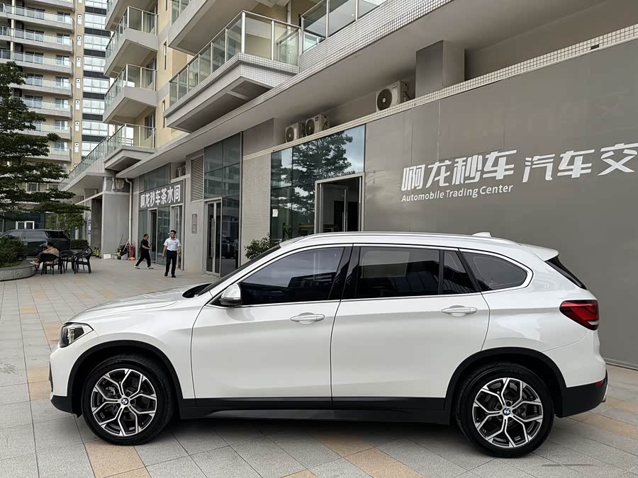 BMW X1 2022 — фото 15