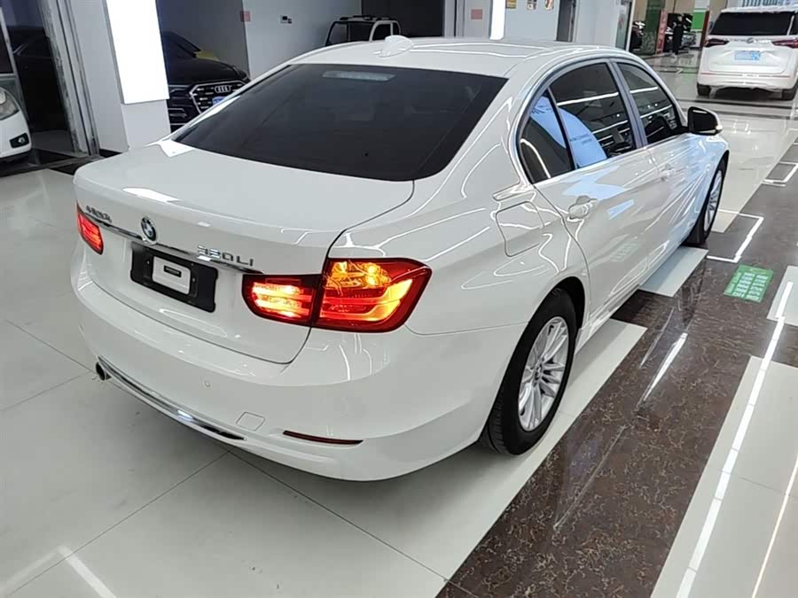 BMW 3 Series 2015