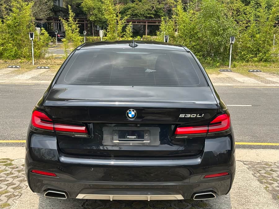 BMW 5 Series 2021 — фото 15