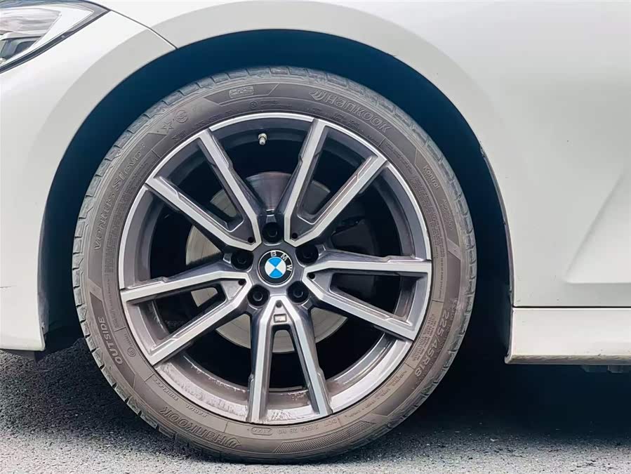 BMW 3 Series 2022