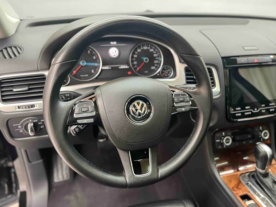 Volkswagen Touareg 2011