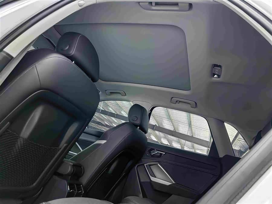 Audi Q3 2022 — фото 27