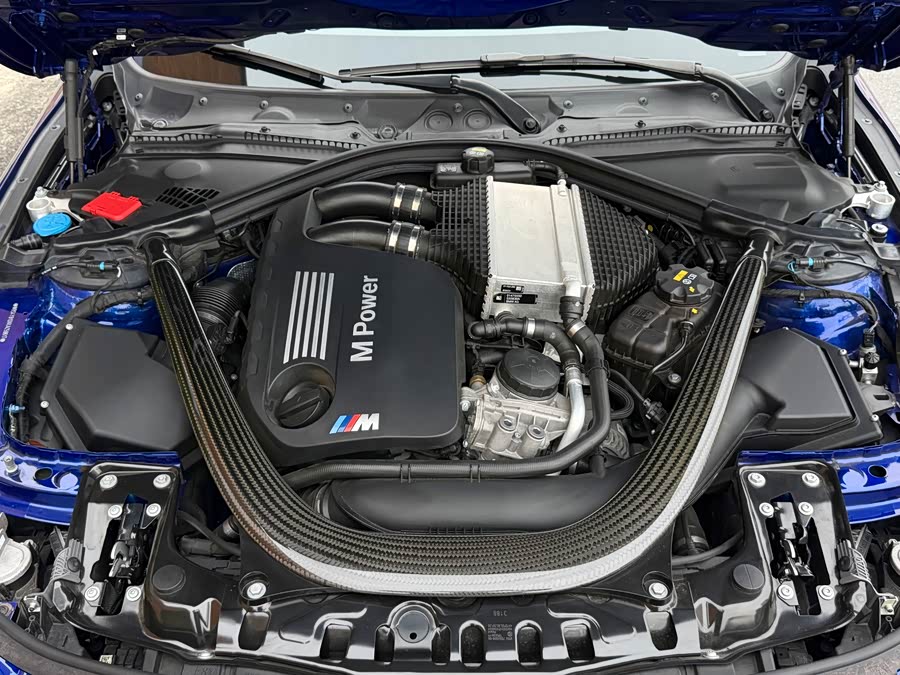 BMW M4 2019 — фото 19