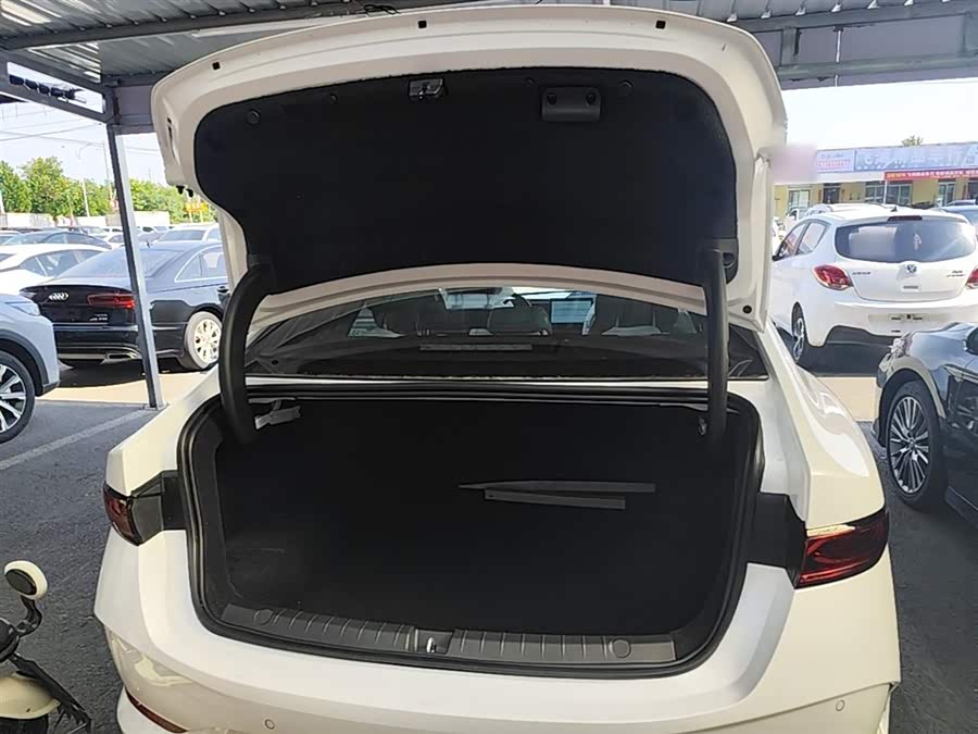 BYD Qin PLUS 2025 — фото 19