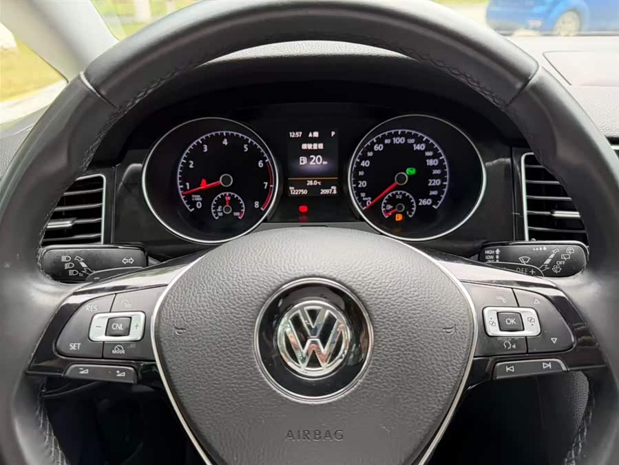 Volkswagen Golf 2015 — фото 14