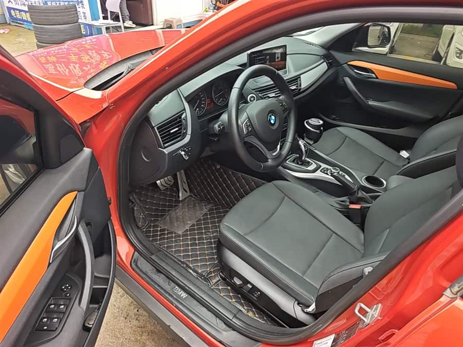 BMW X1 2014 — фото 16