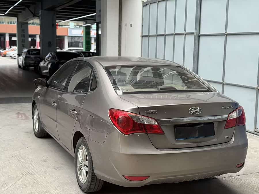 Hyundai Joyful 2011