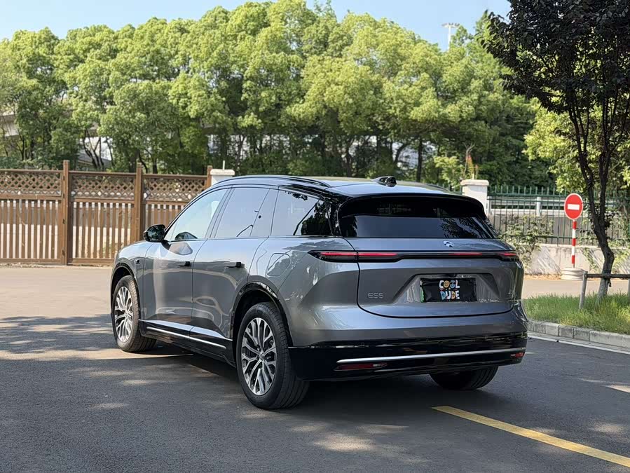 NIO ES6 2025