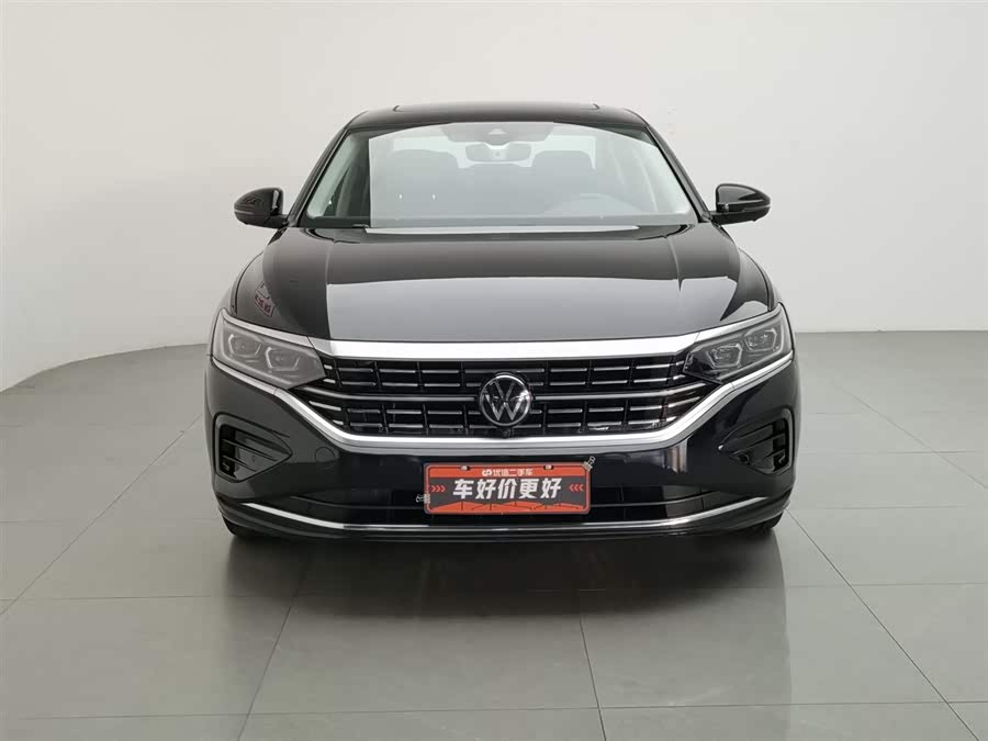 Volkswagen Passat 2024