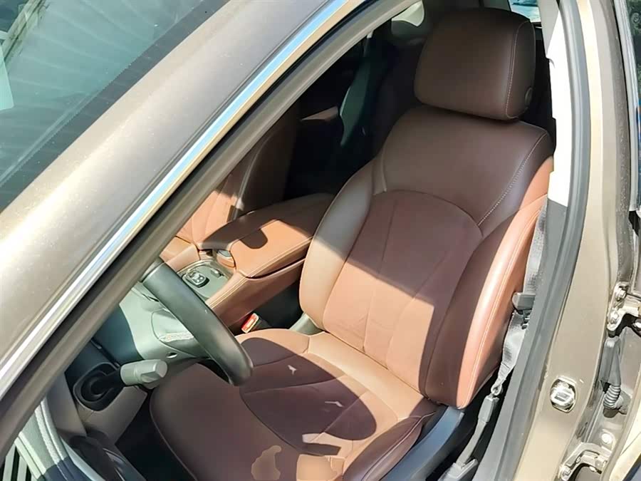Buick Envision Plus 2017 — фото 15