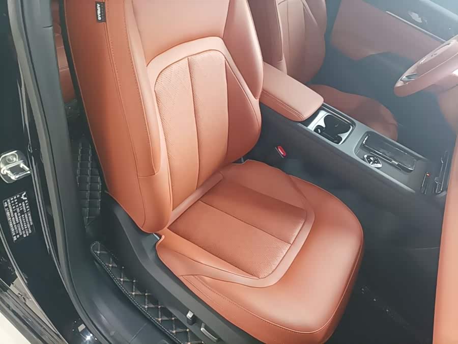 Wuling Starlight 2025 — фото 25