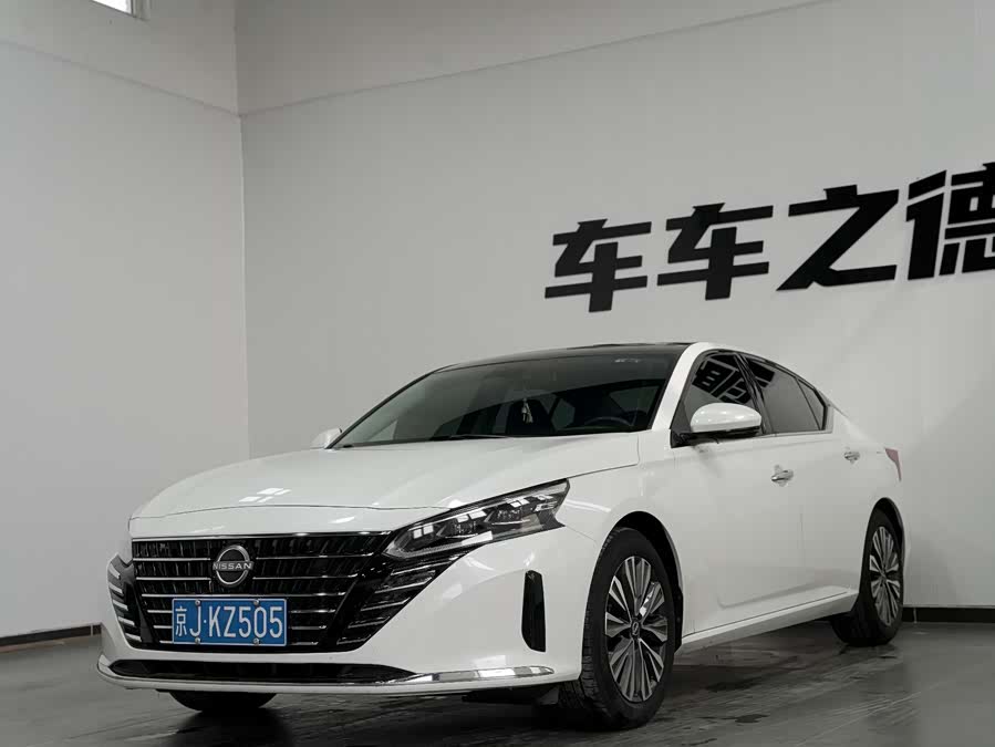 Nissan Teana 2022