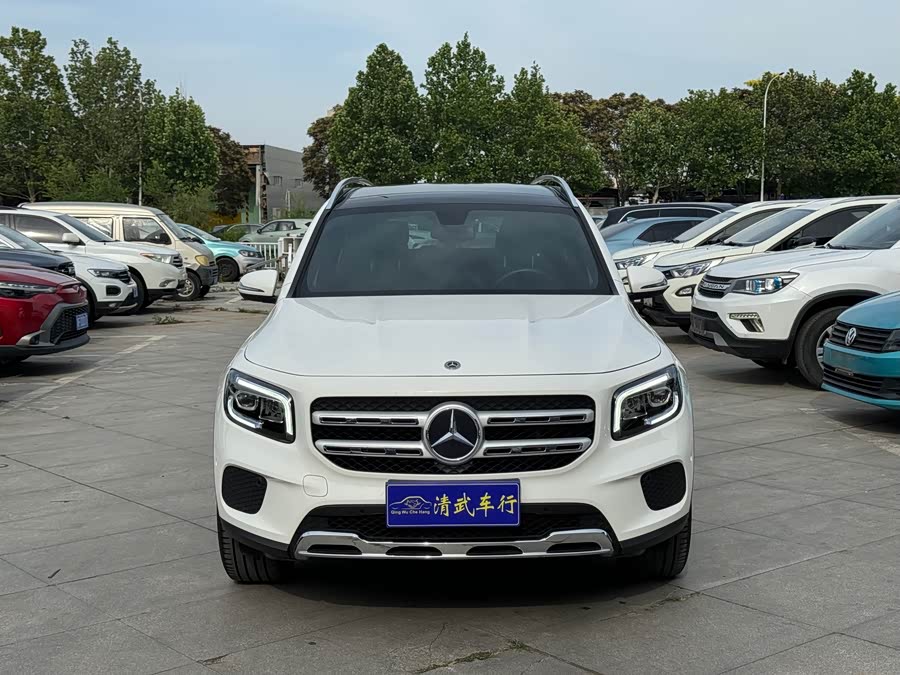 Mercedes-Benz GLB 2021