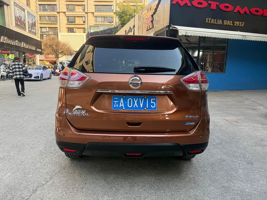 Nissan X-Trail 2015