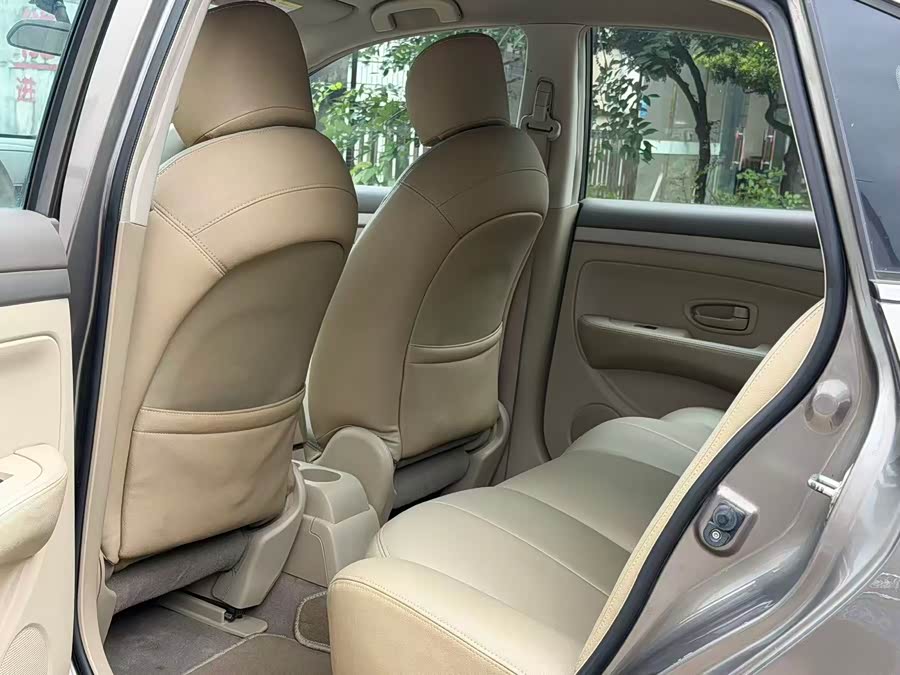 Nissan Sylphy 2016 — фото 8