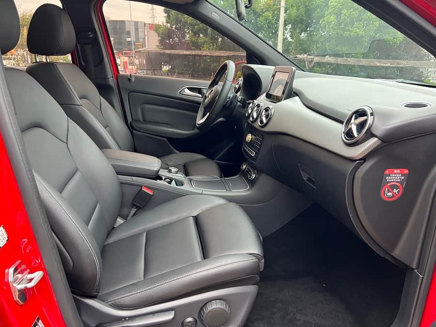 Mercedes-Benz B-Class 2015 — фото 9