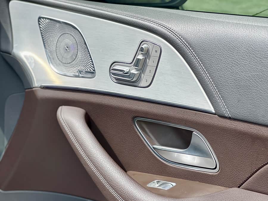 Mercedes-Benz GLE 2020 — фото 43