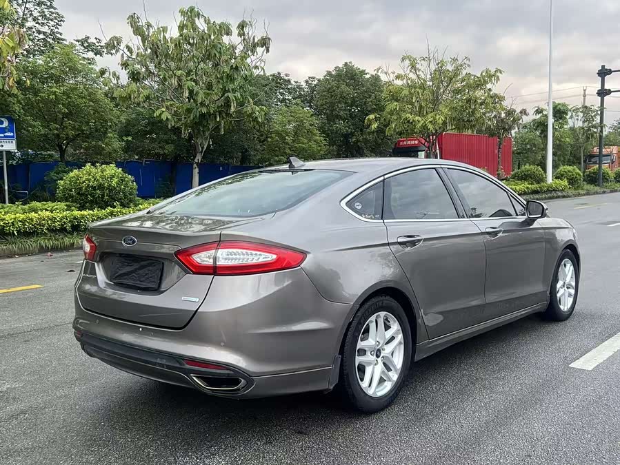 Ford Mondeo 2013