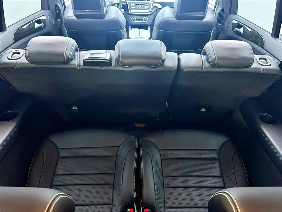 Mercedes-Benz GLS AMG 2017 — фото 24