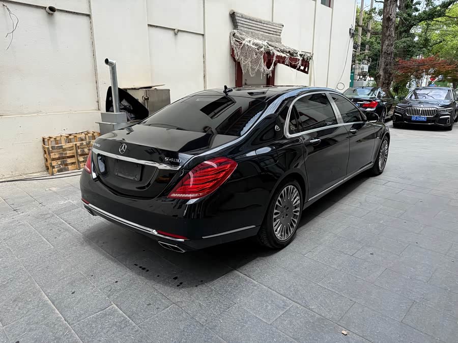 Mercedes-Benz Maybach S-Class 2016