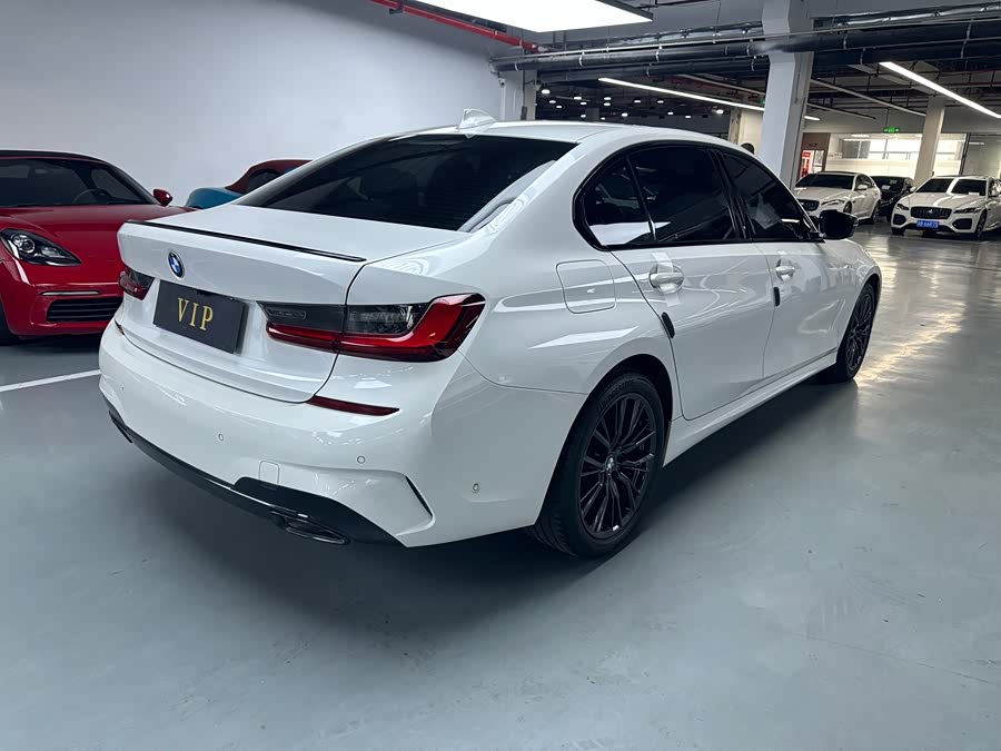 BMW 3 Series 2022 — фото 14