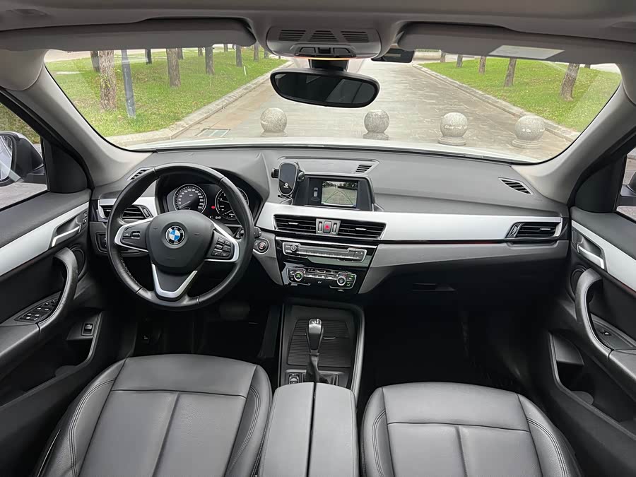 BMW X1 2019 — фото 9