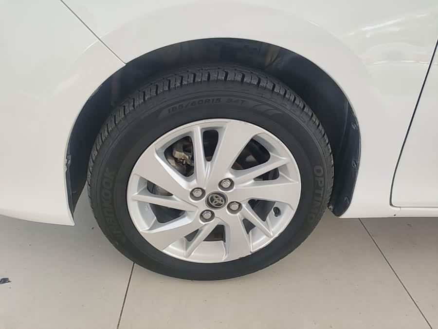 Toyota Yaris L 2016 — фото 23