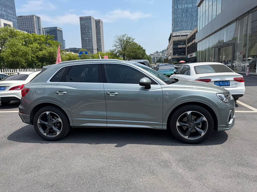 Audi Q3 2023
