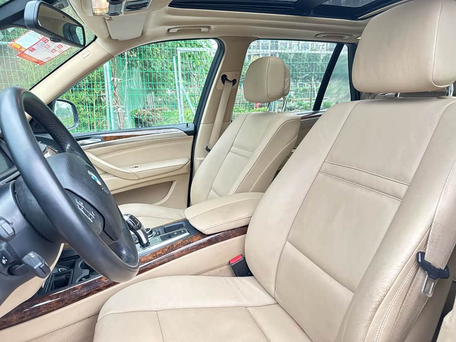 BMW X5 2011